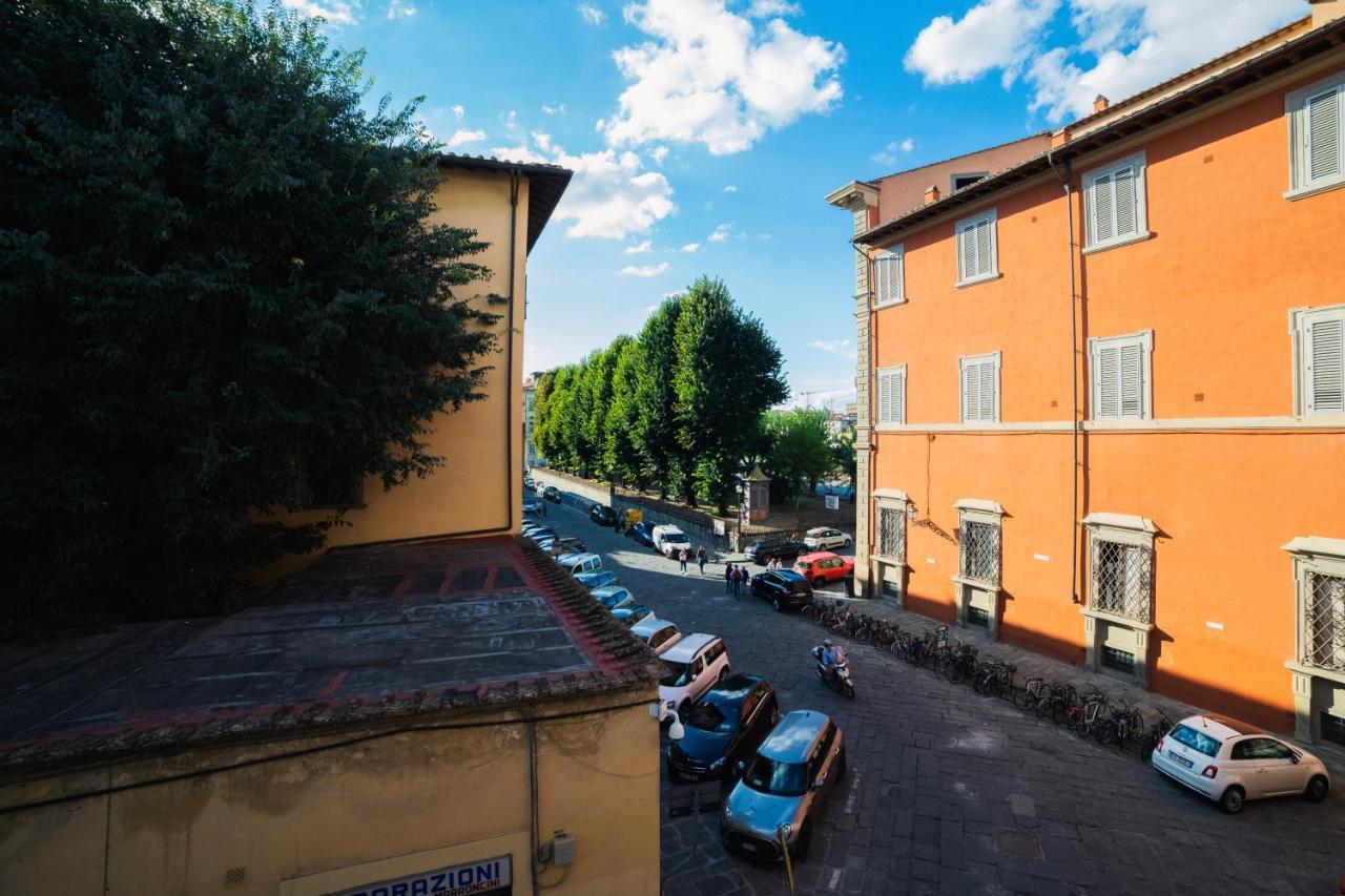 S2 - Serristori Tower Apt - Dolcevita Apartamento