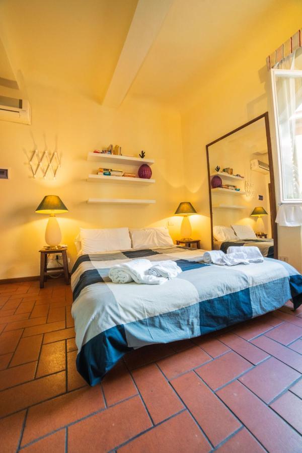 S2 - Serristori Tower Apt - Dolcevita * Florencia